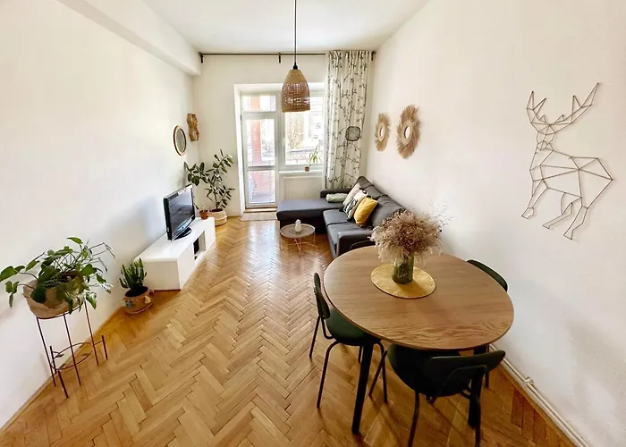Apartmán Bright And With A Balcony